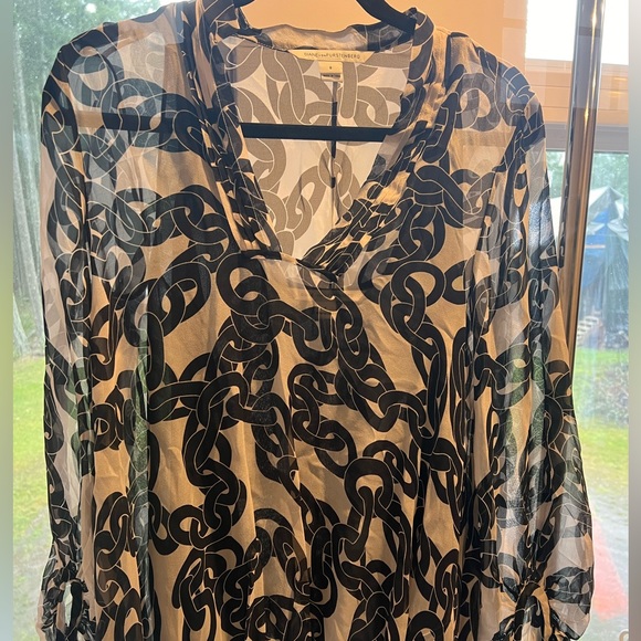 Diane von Furstenberg two piece blouse - Picture 2 of 5